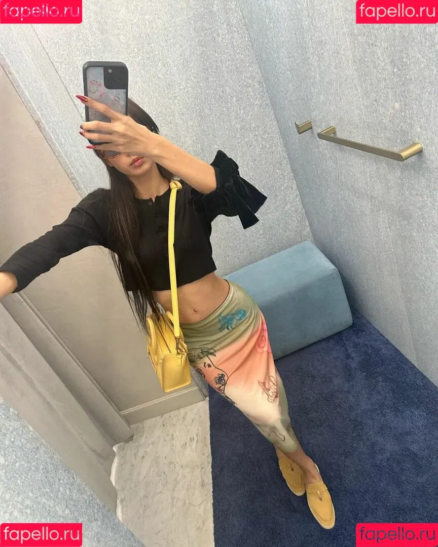 Lisa Onlyfans Photo Gallery 