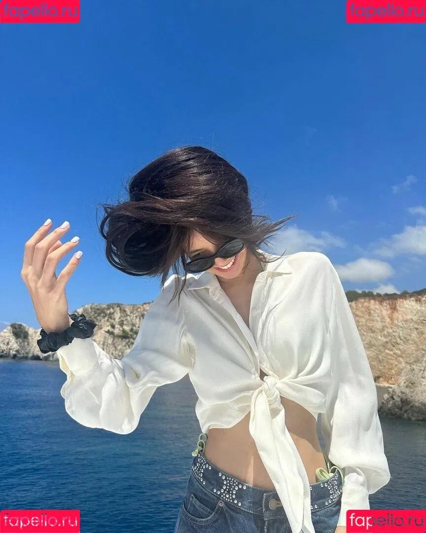 Lisa Onlyfans Photo Gallery 