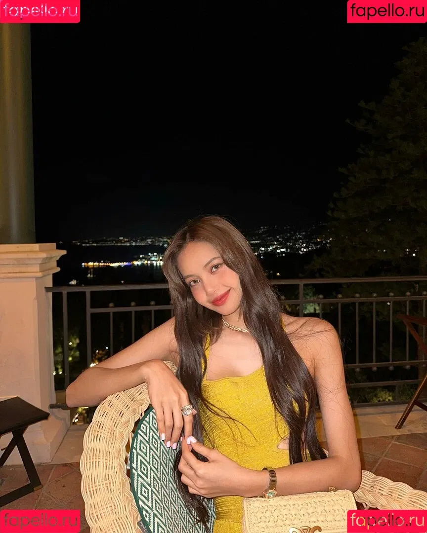 Lisa Onlyfans Photo Gallery 