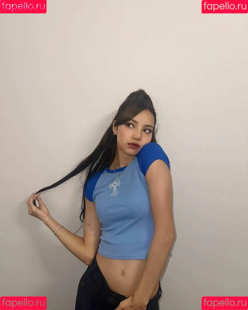 Lisa Onlyfans Photo Gallery 
