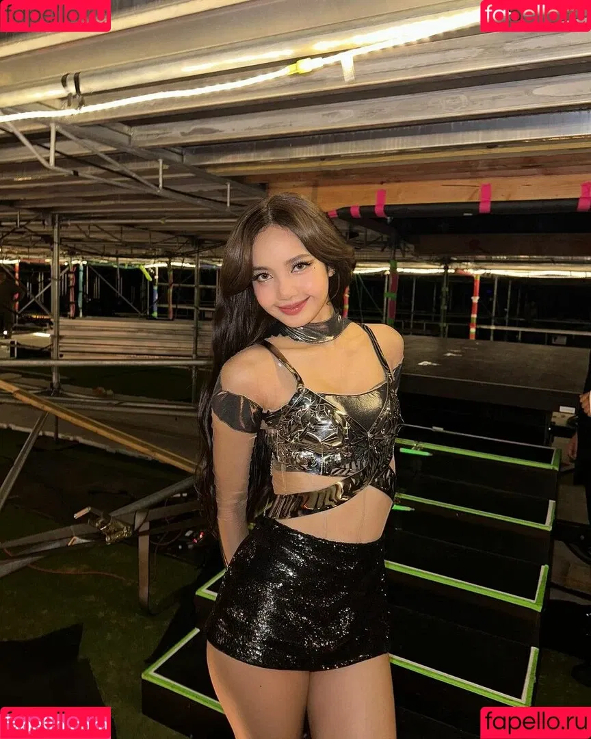 Lisa Onlyfans Photo Gallery 