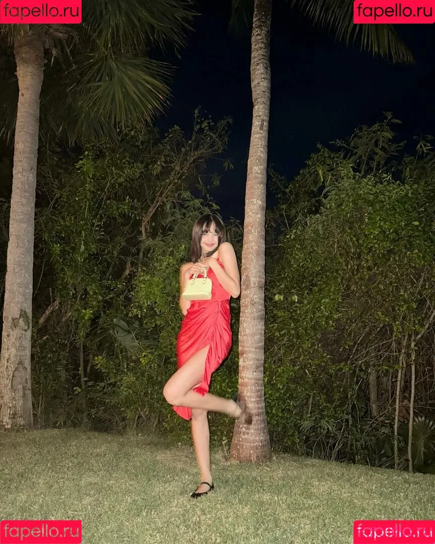Lisa Onlyfans Photo Gallery 