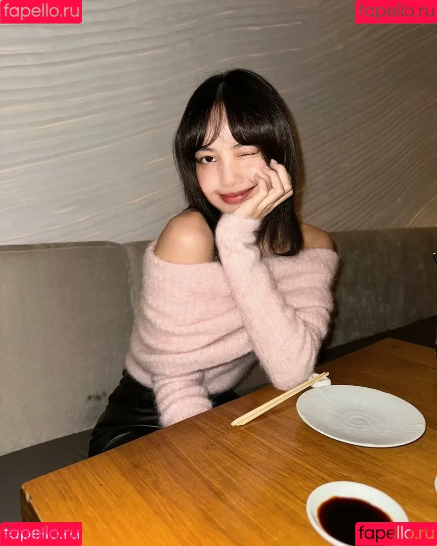 Lisa Onlyfans Photo Gallery 