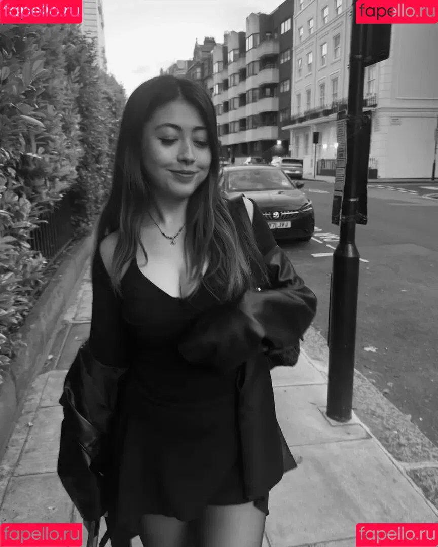 Angelic Lofi ASMR Onlyfans Photo Gallery 