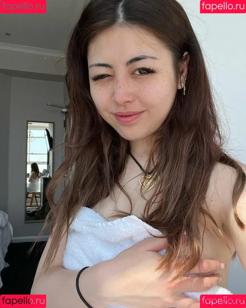 Angelic Lofi ASMR Onlyfans Photo Gallery 