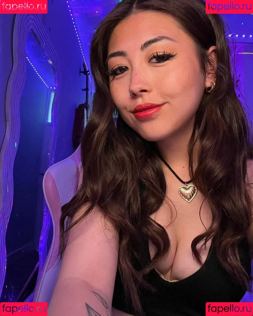 Angelic Lofi ASMR Onlyfans Photo Gallery 