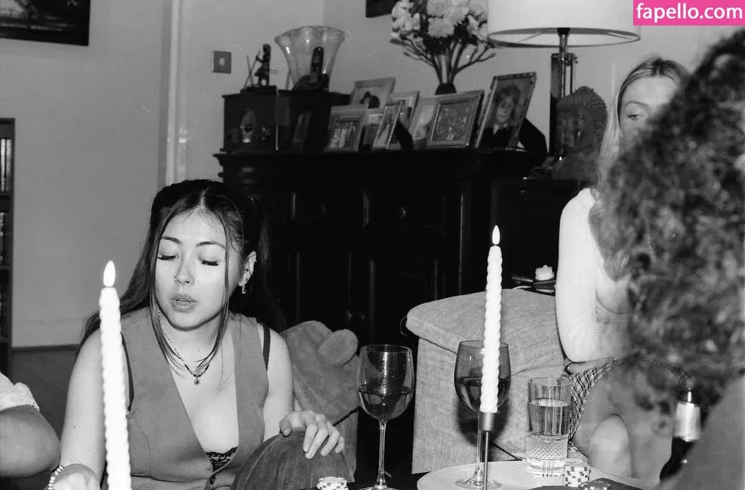 Angelic Lofi ASMR Onlyfans Photo Gallery 