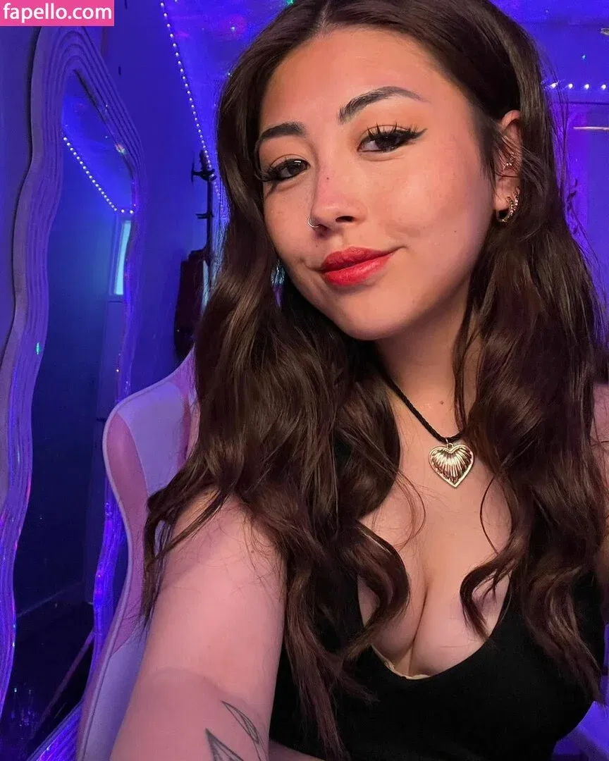 Angelic Lofi ASMR Onlyfans Photo Gallery 