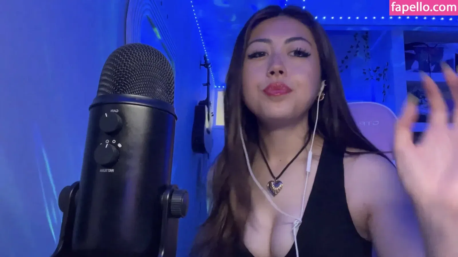 Angelic Lofi ASMR Onlyfans Photo Gallery 