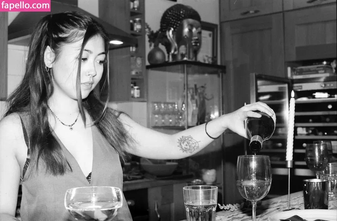 Angelic Lofi ASMR Onlyfans Photo Gallery 