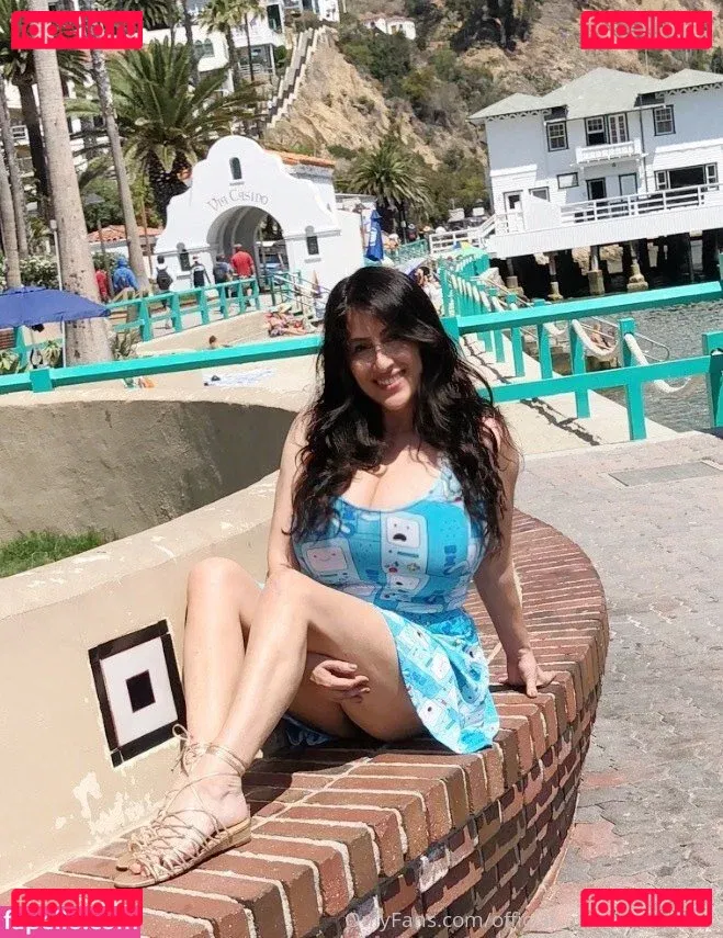 official_antonellakahllo Onlyfans Photo Gallery 