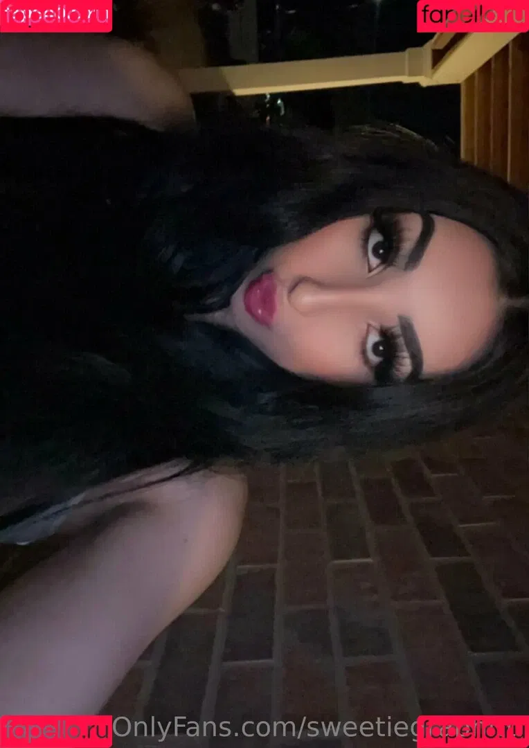 sweetiegraphitti Onlyfans Photo Gallery 