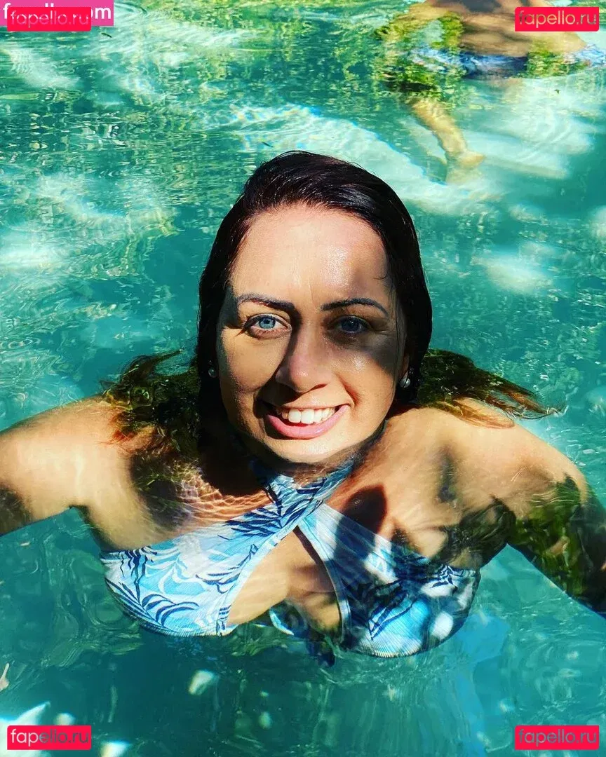 Francieli Onlyfans Photo Gallery 