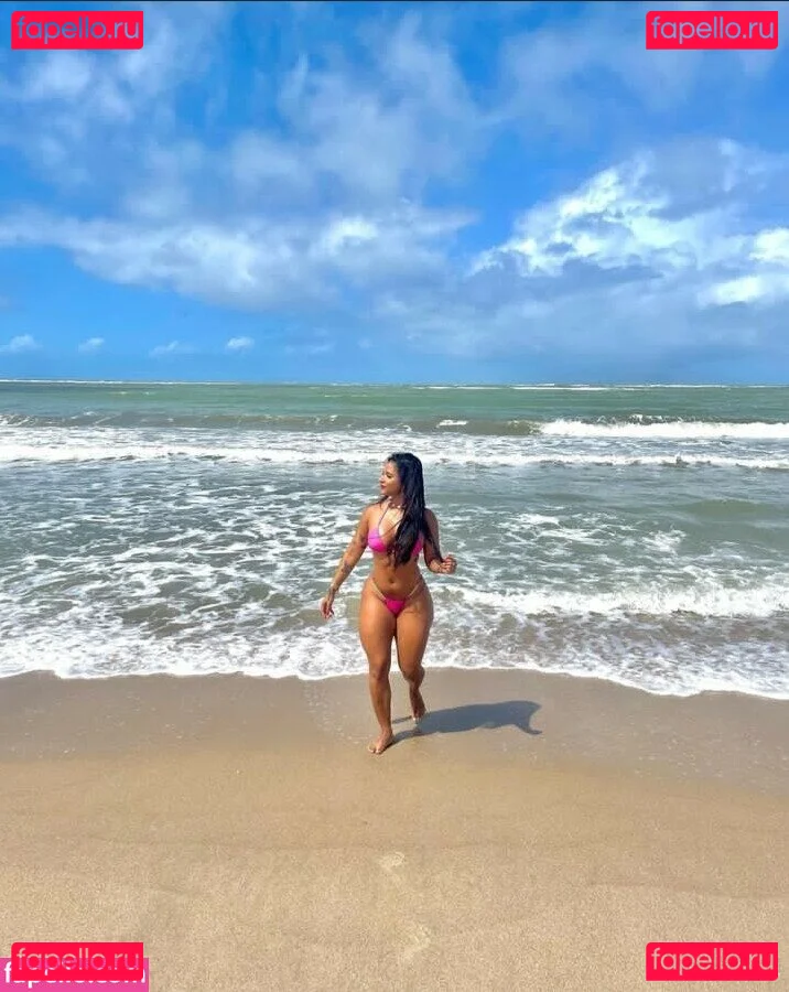 Mykaele Maylane Onlyfans Photo Gallery 