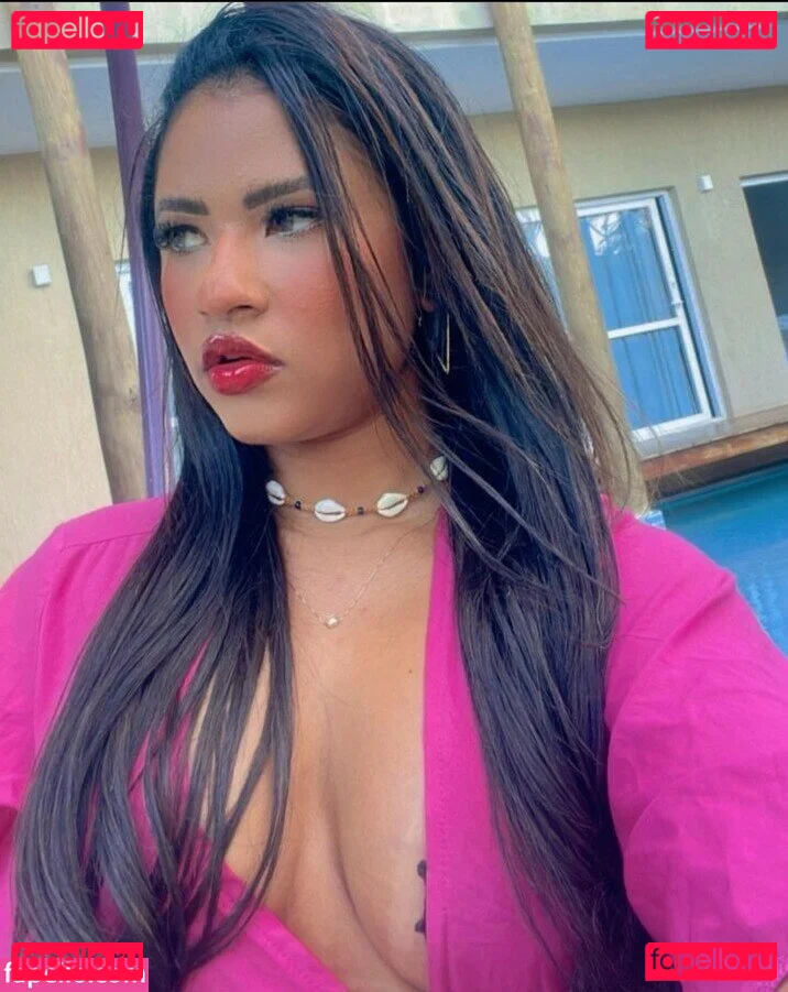 Mykaele Maylane Onlyfans Photo Gallery 