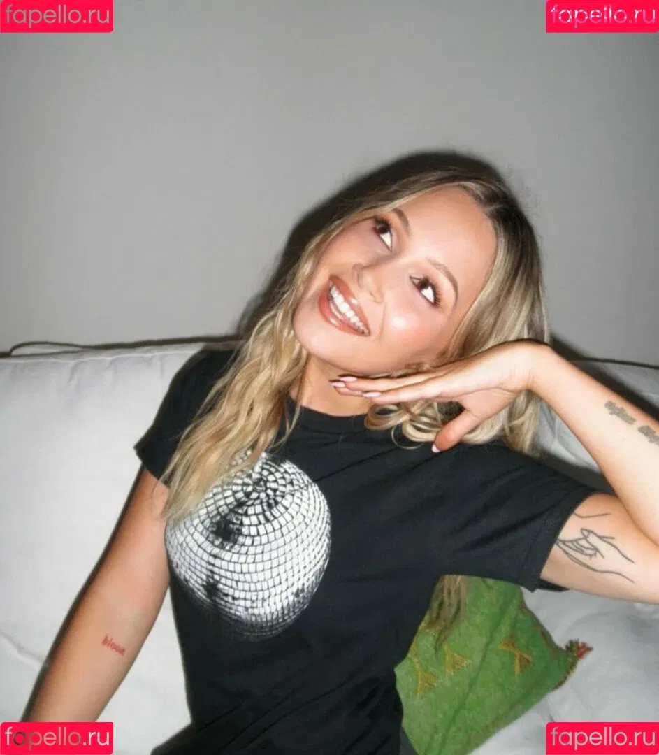 Kelli Berglund Onlyfans Photo Gallery 