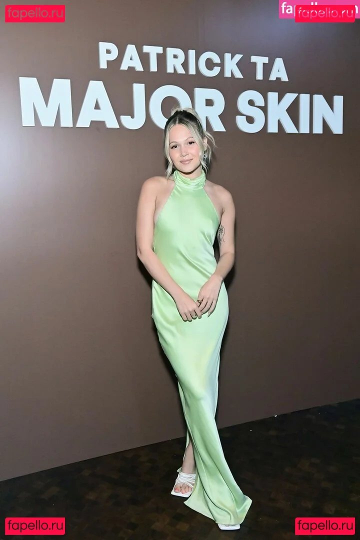 Kelli Berglund Onlyfans Photo Gallery 