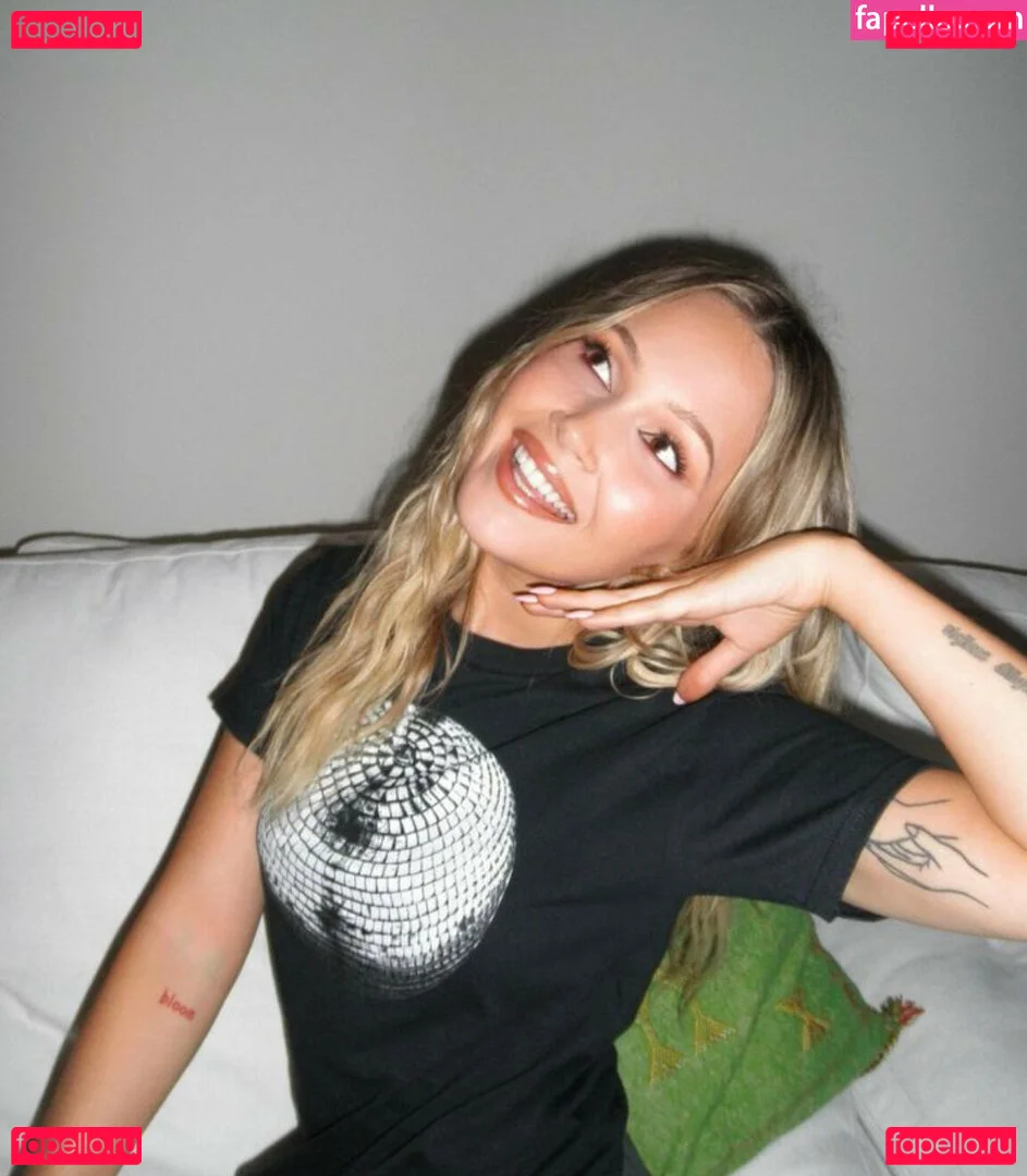 Kelli Berglund Onlyfans Photo Gallery 