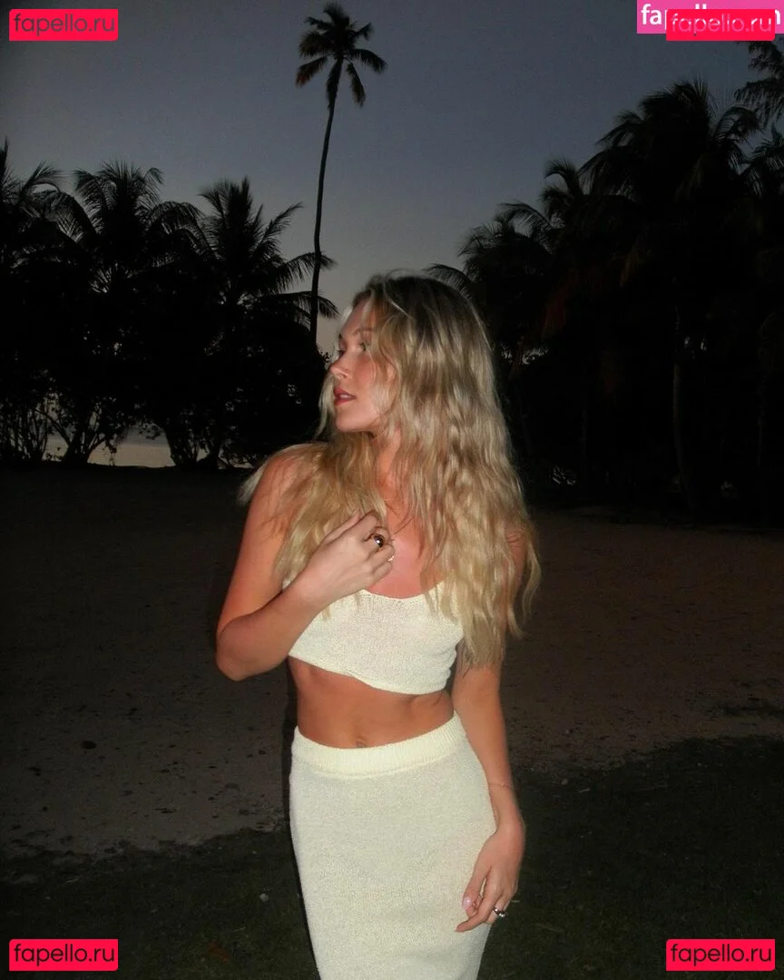 Kelli Berglund Onlyfans Photo Gallery 