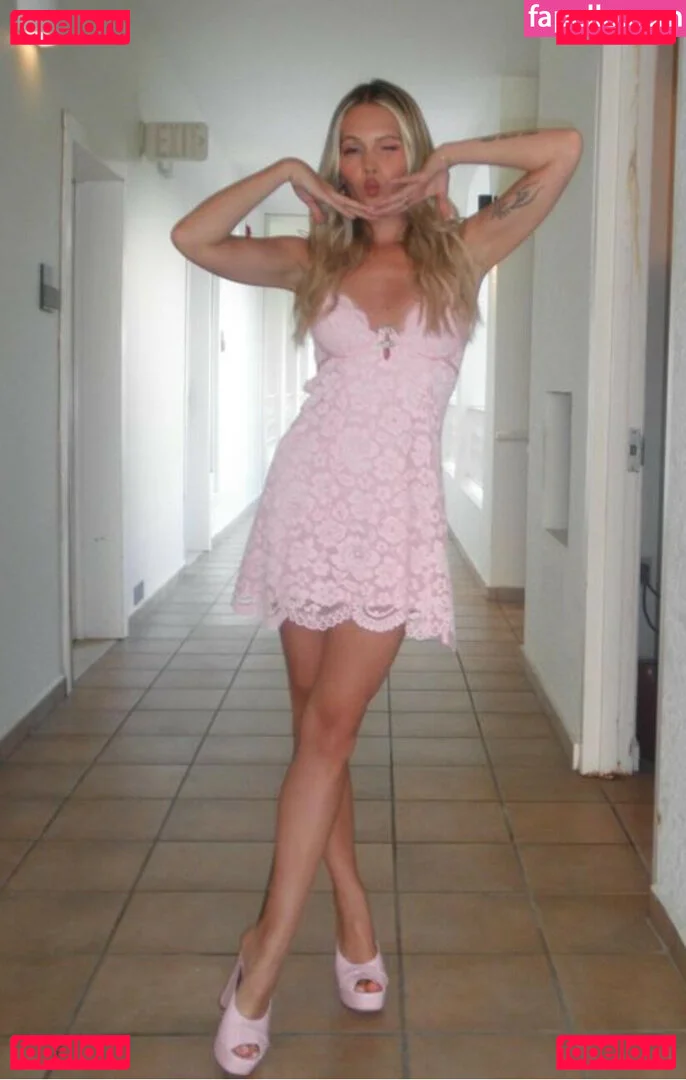 Kelli Berglund Onlyfans Photo Gallery 