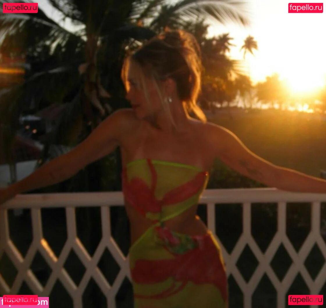 Kelli Berglund Onlyfans Photo Gallery 