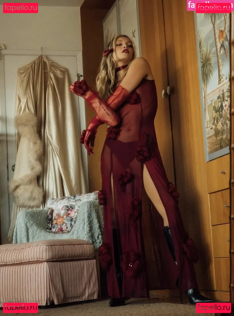 Kelli Berglund Onlyfans Photo Gallery 