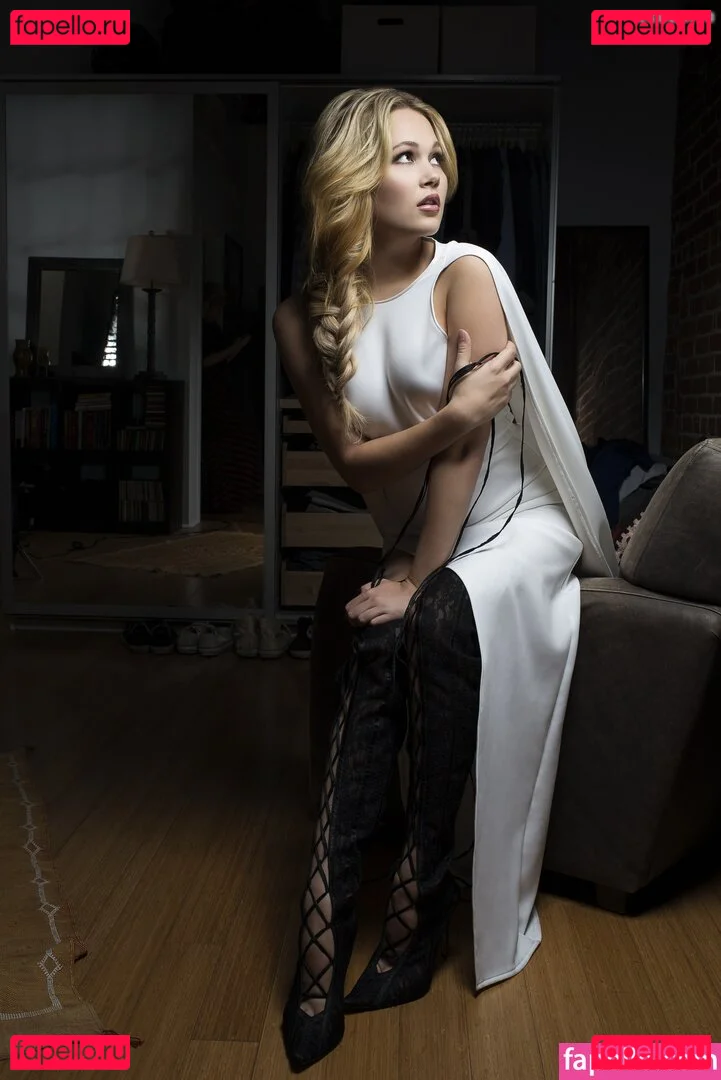 Kelli Berglund Onlyfans Photo Gallery 