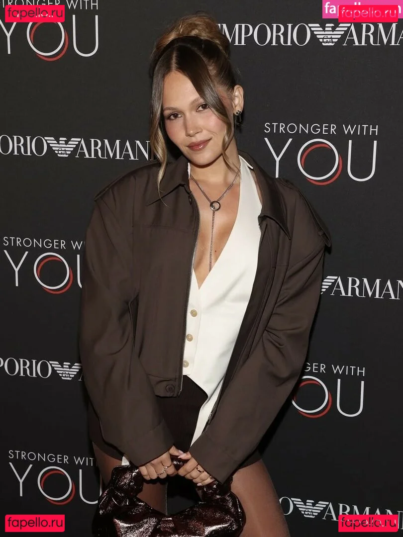 Kelli Berglund Onlyfans Photo Gallery 