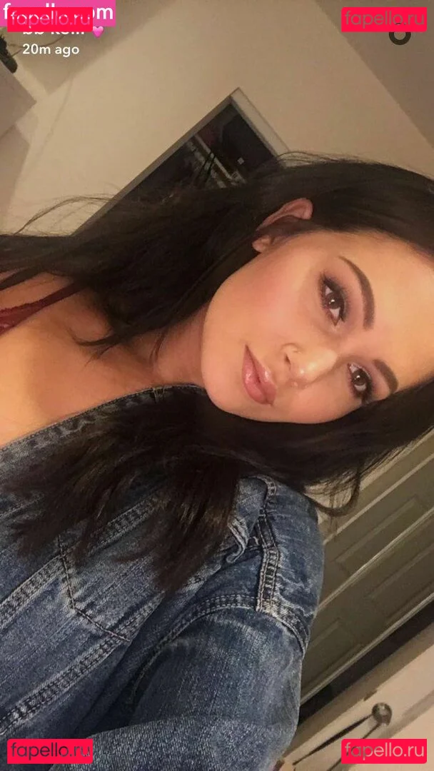 Kelli Berglund Onlyfans Photo Gallery 