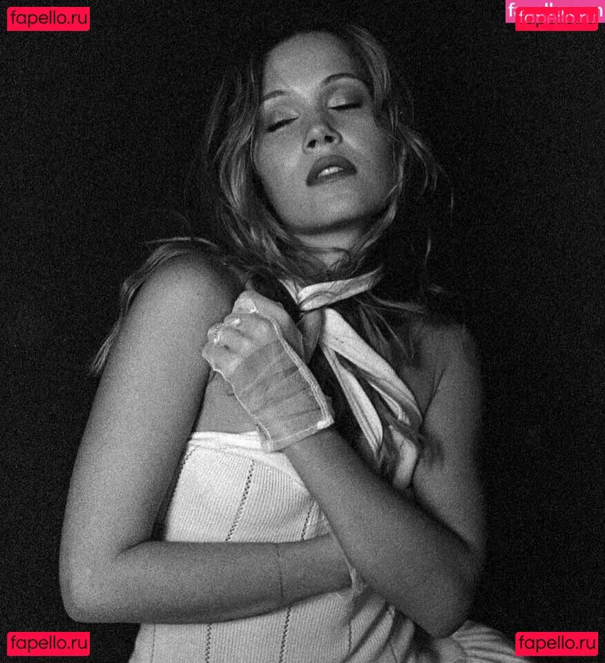 Kelli Berglund Onlyfans Photo Gallery 