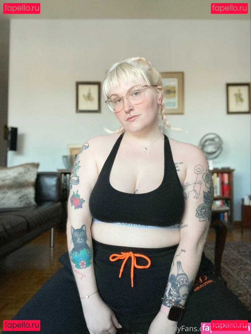 prxncesspeche Onlyfans Photo Gallery 