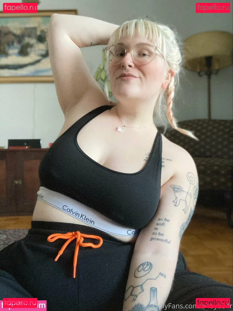 prxncesspeche Onlyfans Photo Gallery 