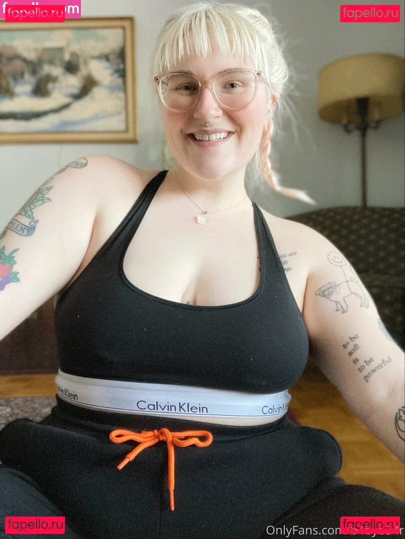 prxncesspeche Onlyfans Photo Gallery 