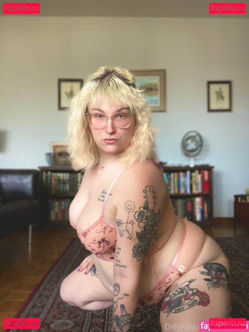 prxncesspeche Onlyfans Photo Gallery 