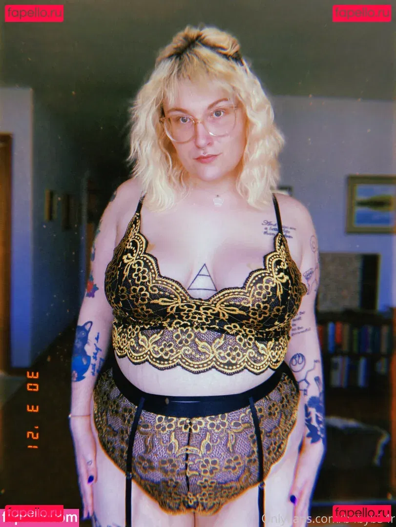 prxncesspeche Onlyfans Photo Gallery 