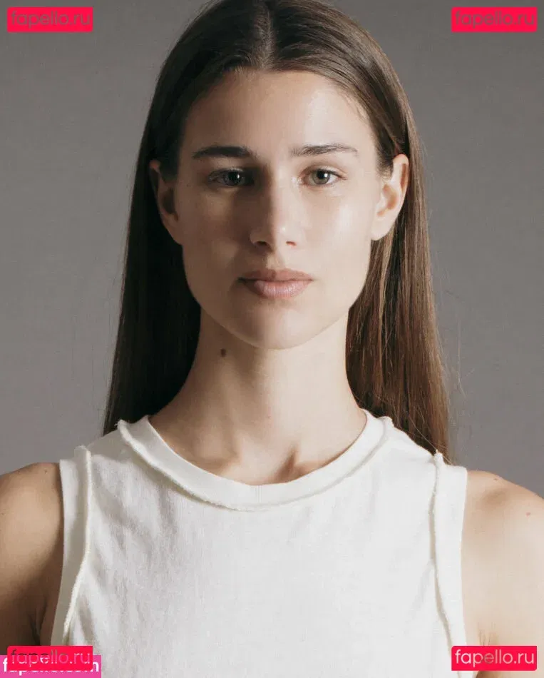 Josephine Clark Onlyfans Photo Gallery 