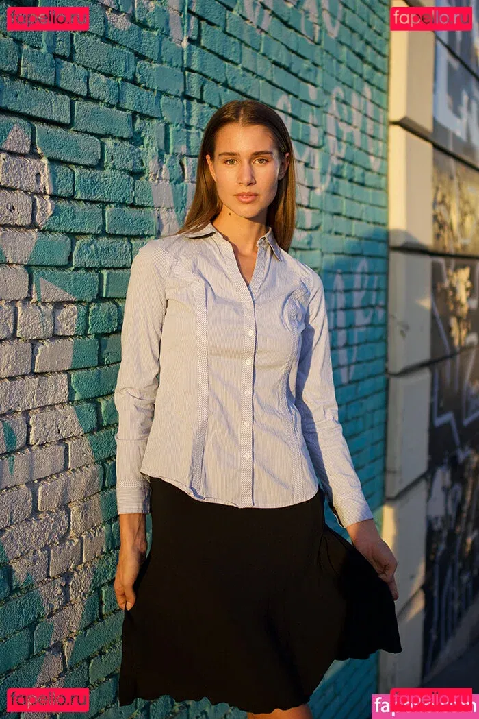 Josephine Clark Onlyfans Photo Gallery 