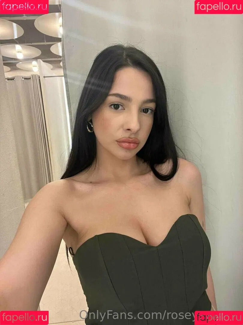 roseysweets Onlyfans Photo Gallery 