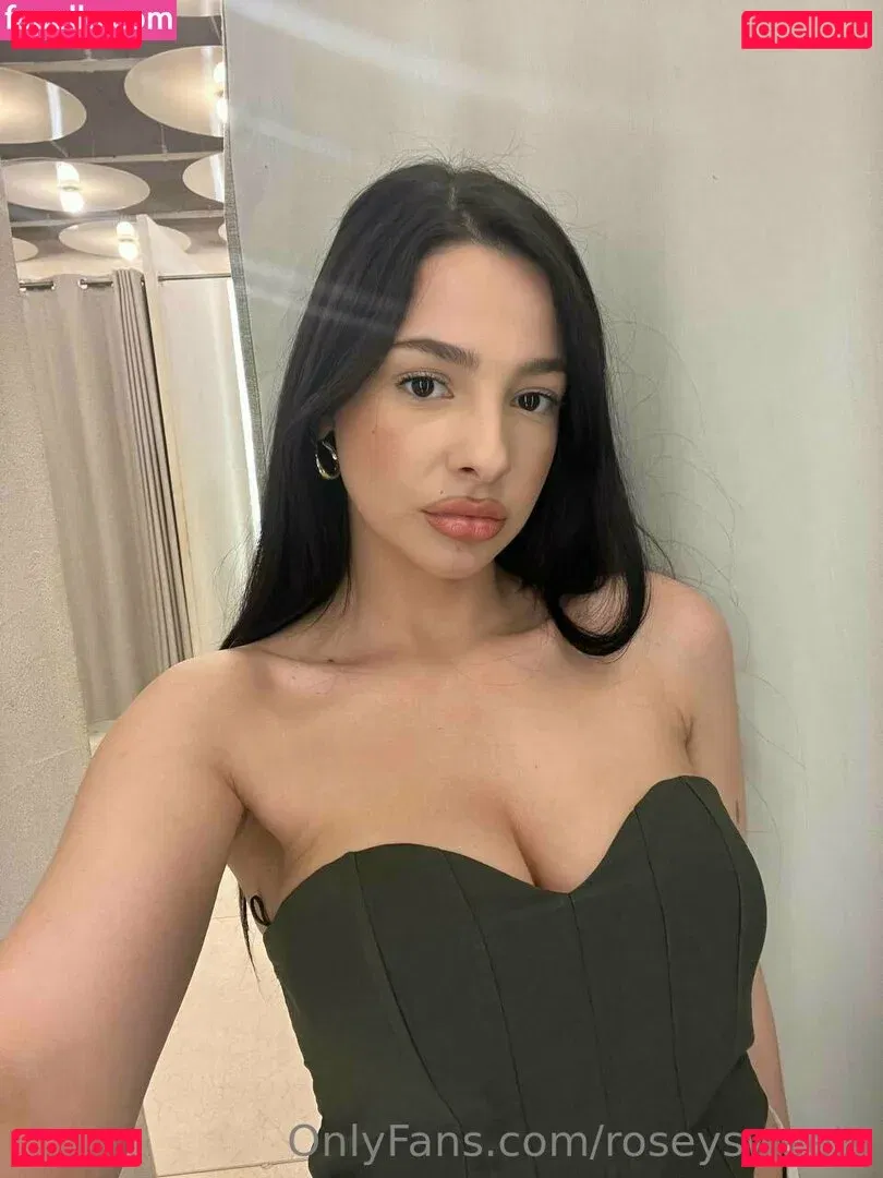 roseysweets Onlyfans Photo Gallery 