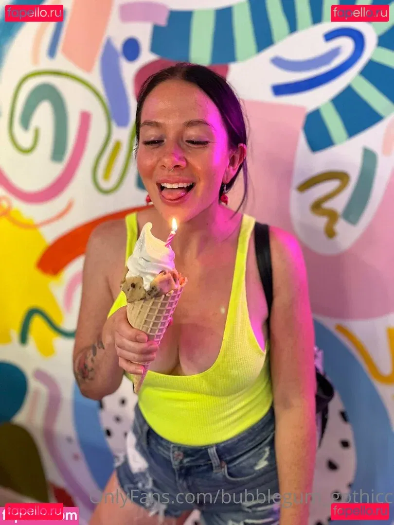 bubblegum_gothicc Onlyfans Photo Gallery 