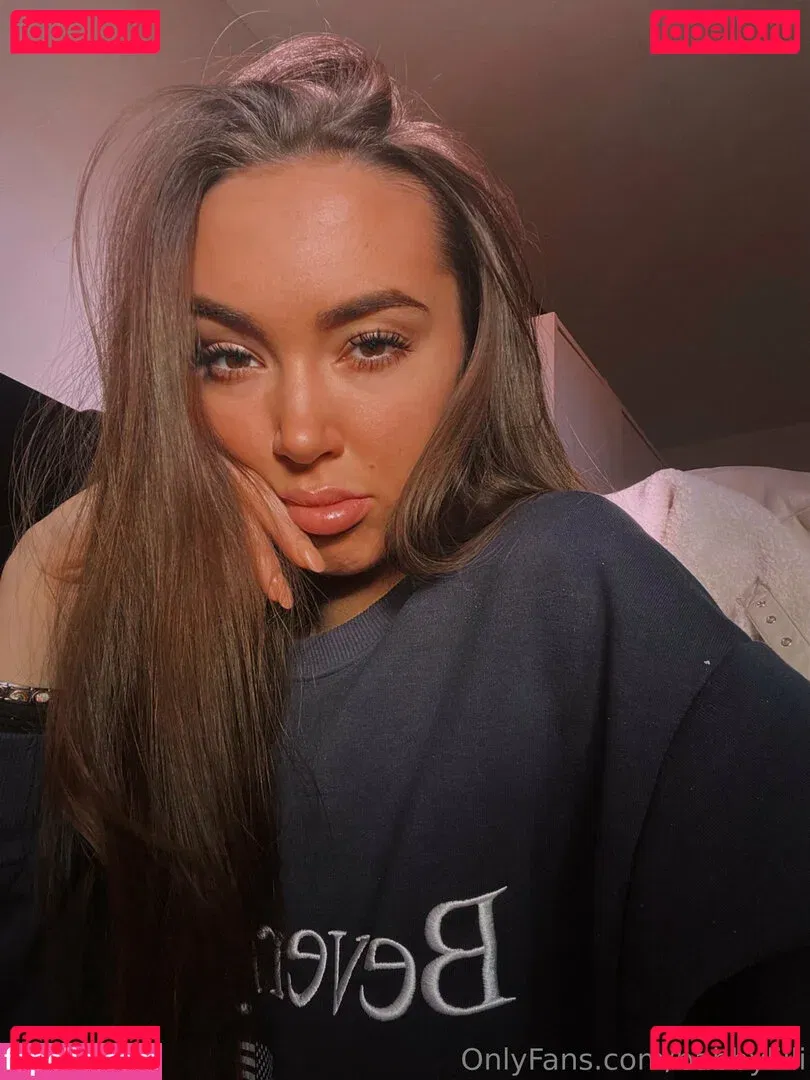 babbyliili Onlyfans Photo Gallery 