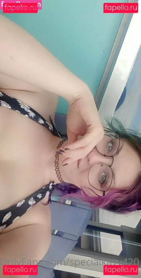cosmicleah Onlyfans Photo Gallery 