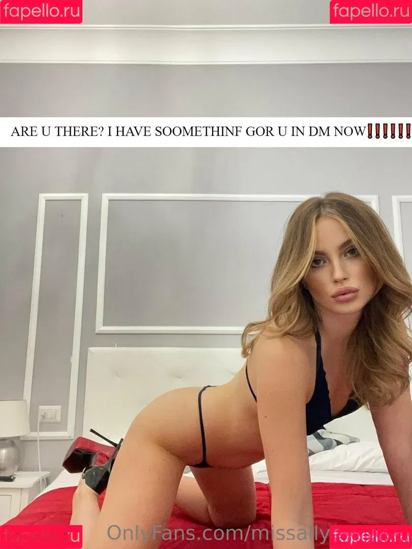 missallysonlune Onlyfans Photo Gallery 
