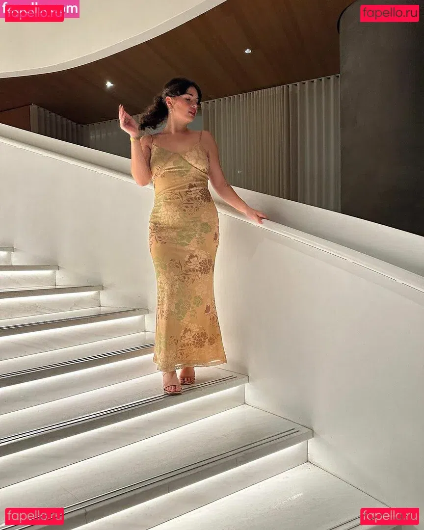 Alondra Larson Onlyfans Photo Gallery 