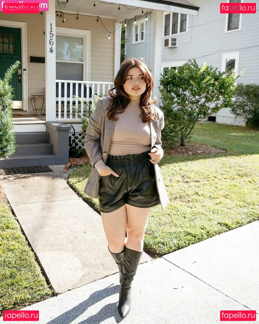 Alondra Larson Onlyfans Photo Gallery 