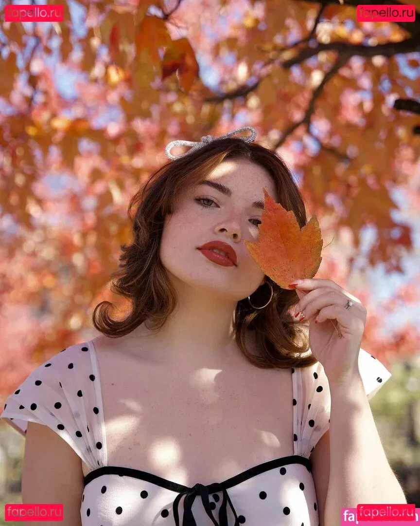 Alondra Larson Onlyfans Photo Gallery 