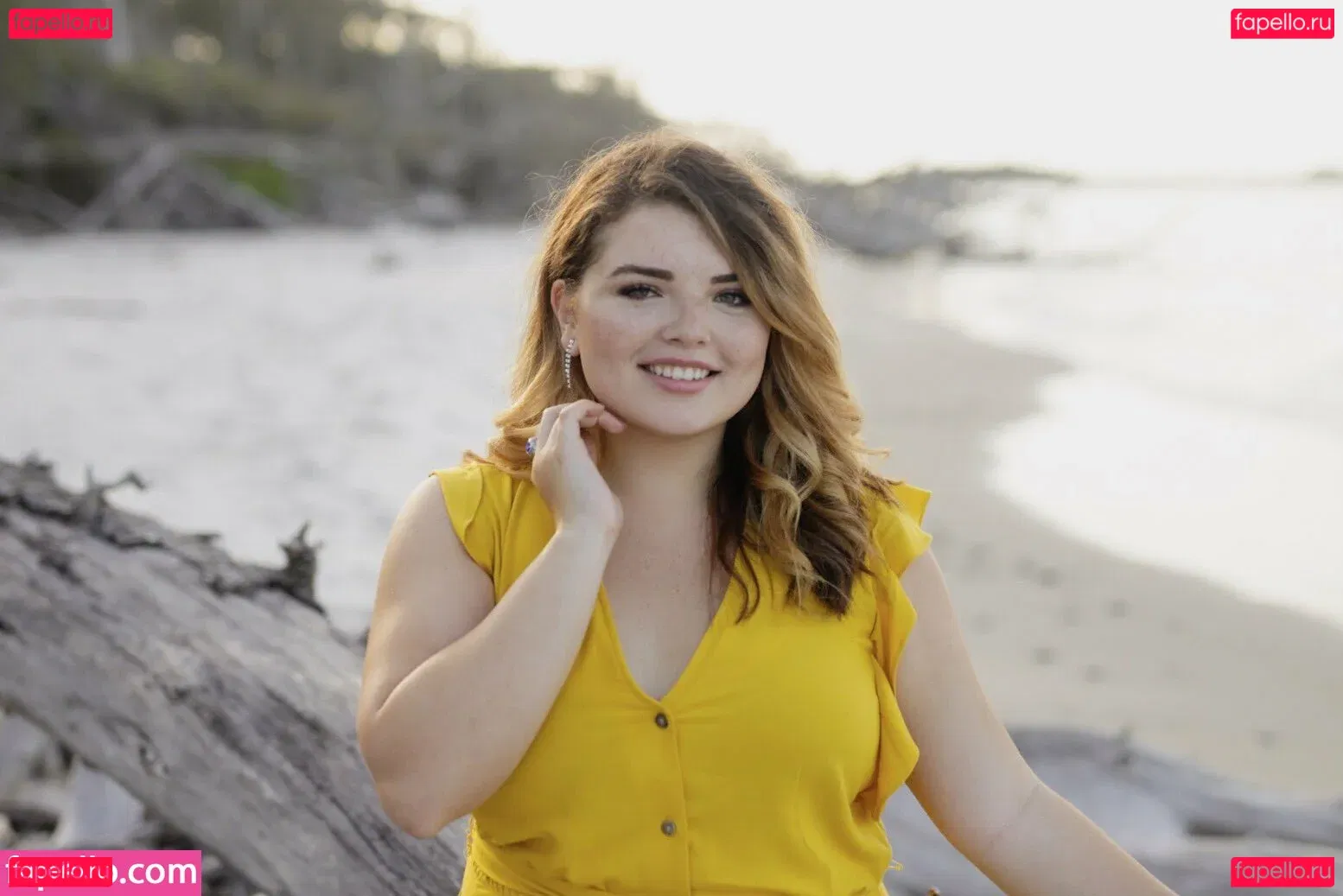 Alondra Larson Onlyfans Photo Gallery 