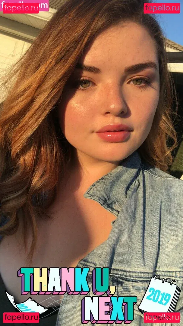 Alondra Larson Onlyfans Photo Gallery 