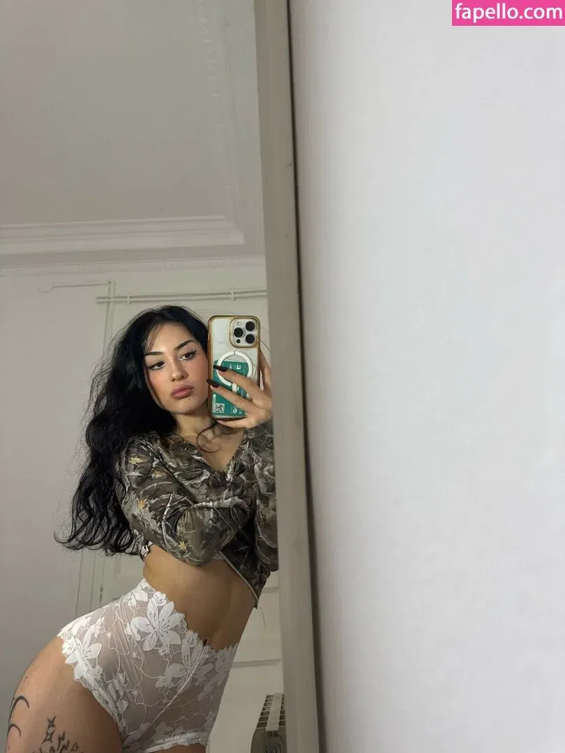 selfishara Onlyfans Photo Gallery 