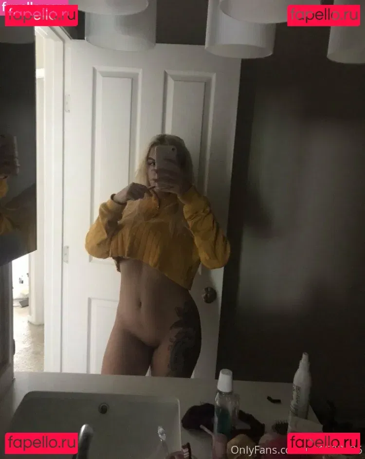 Kiyabarista Onlyfans Photo Gallery 